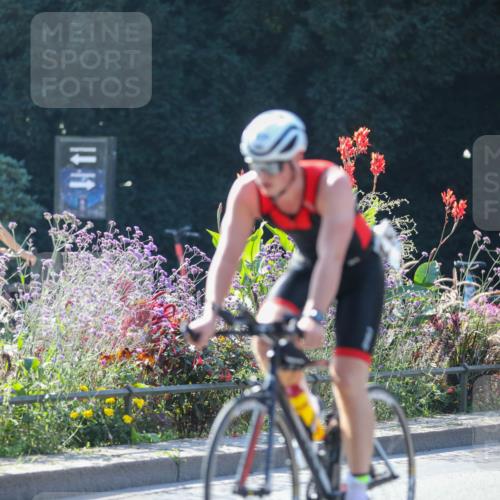 08.09.2024 - Stadtparktriathlon Zöllner http://msf.ph/oto/7026472 08.09.2024 10:51:57 Radfahren 252, 349, 396, 400, 426, 430, 436, 455, 462 meine-sportfotos.de
