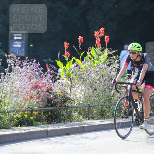 08.09.2024 - Stadtparktriathlon Zöllner http://msf.ph/oto/7026617 08.09.2024 10:52:27 Radfahren 348, 357, 390, 413 meine-sportfotos.de