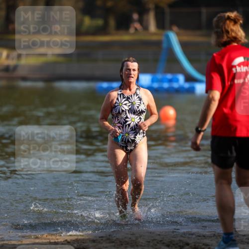 08.09.2024 - Stadtparktriathlon Michael Strokosch http://msf.ph/oto/7026621 08.09.2024 09:56:07 Schwimmen 236 meine-sportfotos.de