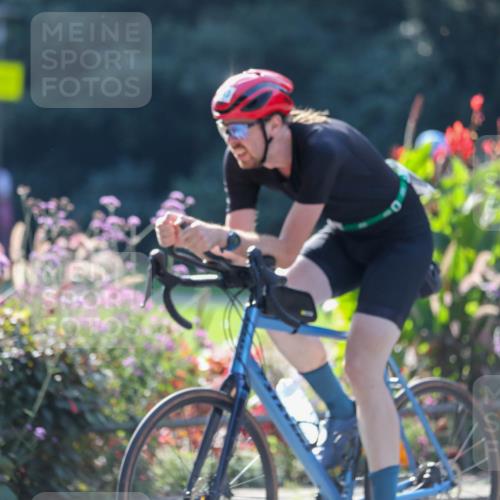 08.09.2024 - Stadtparktriathlon Zöllner http://msf.ph/oto/7026629 08.09.2024 10:52:32 Radfahren 390, 402, 413, 428 meine-sportfotos.de