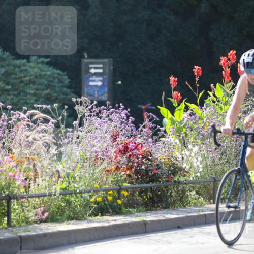08.09.2024 - Stadtparktriathlon Zöllner http://msf.ph/oto/7026702 08.09.2024 10:52:59 Radfahren 367, 371, 434, 450 meine-sportfotos.de
