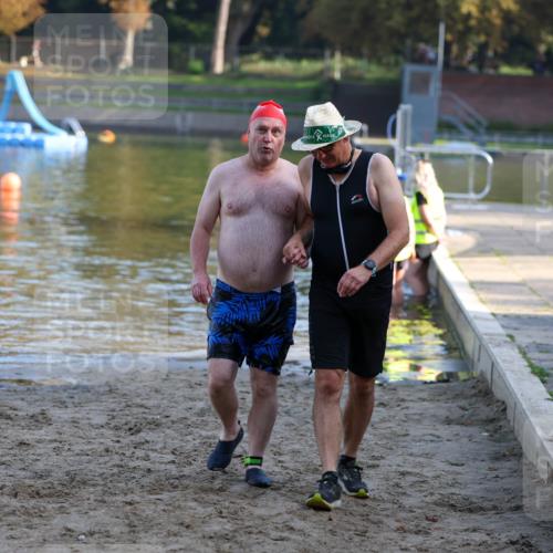 08.09.2024 - Stadtparktriathlon Michael Strokosch http://msf.ph/oto/7026707 08.09.2024 10:02:53 Schwimmen 229 meine-sportfotos.de