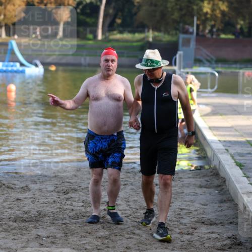 08.09.2024 - Stadtparktriathlon Michael Strokosch http://msf.ph/oto/7026717 08.09.2024 10:02:54 Schwimmen 229 meine-sportfotos.de