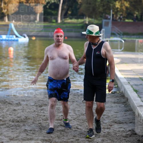 08.09.2024 - Stadtparktriathlon Michael Strokosch http://msf.ph/oto/7026738 08.09.2024 10:02:55 Schwimmen 229 meine-sportfotos.de