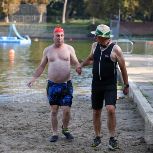 08.09.2024 - Stadtparktriathlon Michael Strokosch http://msf.ph/oto/7026740 08.09.2024 10:02:55 Schwimmen 229 meine-sportfotos.de