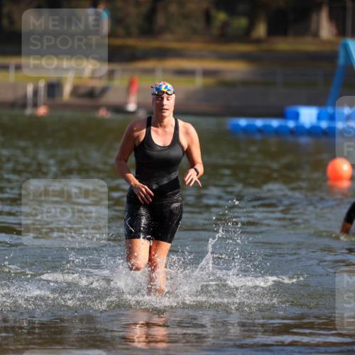 08.09.2024 - Stadtparktriathlon Michael Strokosch http://msf.ph/oto/7026791 08.09.2024 10:10:48 Schwimmen 271, 353 meine-sportfotos.de