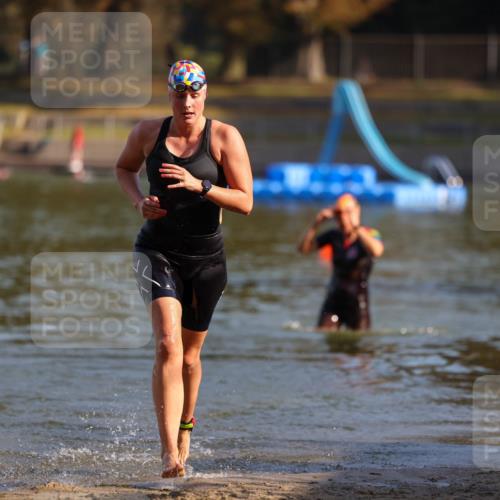 08.09.2024 - Stadtparktriathlon Michael Strokosch http://msf.ph/oto/7026811 08.09.2024 10:10:49 Schwimmen 271, 353 meine-sportfotos.de