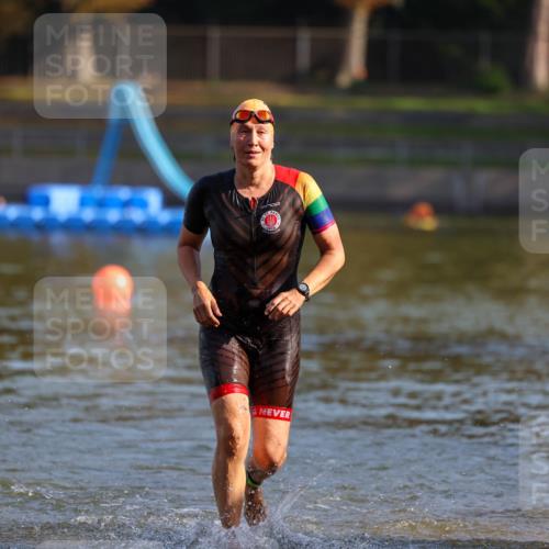 08.09.2024 - Stadtparktriathlon Michael Strokosch http://msf.ph/oto/7026876 08.09.2024 10:10:57 Schwimmen 271 meine-sportfotos.de