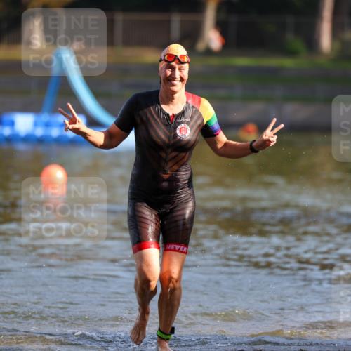 08.09.2024 - Stadtparktriathlon Michael Strokosch http://msf.ph/oto/7026883 08.09.2024 10:10:57 Schwimmen 271 meine-sportfotos.de