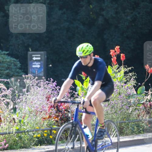 08.09.2024 - Stadtparktriathlon Zöllner http://msf.ph/oto/7026906 08.09.2024 10:53:32 Radfahren 282, 285, 293, 303, 318, 382, 387, 391, 392, 419, 423, 448 meine-sportfotos.de
