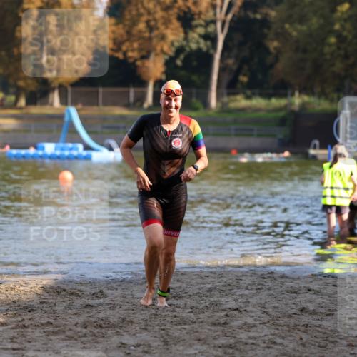 08.09.2024 - Stadtparktriathlon Michael Strokosch http://msf.ph/oto/7026911 08.09.2024 10:10:59 Schwimmen 271 meine-sportfotos.de