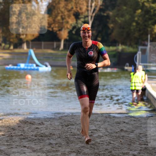 08.09.2024 - Stadtparktriathlon Michael Strokosch http://msf.ph/oto/7026933 08.09.2024 10:10:59 Schwimmen 271 meine-sportfotos.de