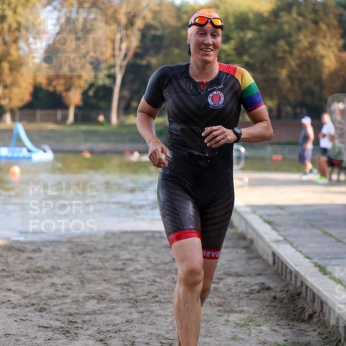 08.09.2024 - Stadtparktriathlon Michael Strokosch http://msf.ph/oto/7026965 08.09.2024 10:11:01 Schwimmen 271 meine-sportfotos.de