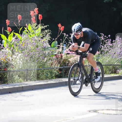 08.09.2024 - Stadtparktriathlon Zöllner http://msf.ph/oto/7027040 08.09.2024 10:53:45 Radfahren 387, 405, 423, 449 meine-sportfotos.de