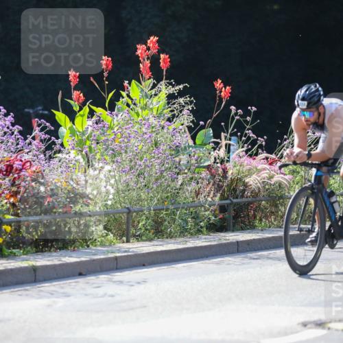 08.09.2024 - Stadtparktriathlon Zöllner http://msf.ph/oto/7027082 08.09.2024 10:54:00 Radfahren 305, 380, 440, 446, 447, 471, 558 meine-sportfotos.de