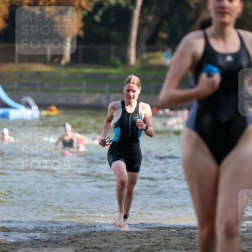 08.09.2024 - Stadtparktriathlon Michael Strokosch http://msf.ph/oto/7027114 08.09.2024 10:12:27 Schwimmen 306, 307, 319, 357 meine-sportfotos.de