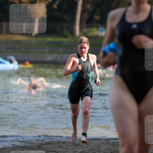 08.09.2024 - Stadtparktriathlon Michael Strokosch http://msf.ph/oto/7027128 08.09.2024 10:12:27 Schwimmen 306, 307, 319, 357 meine-sportfotos.de
