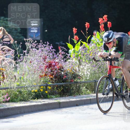 08.09.2024 - Stadtparktriathlon Zöllner http://msf.ph/oto/7027181 08.09.2024 10:54:29 Radfahren 366, 372, 399, 435 meine-sportfotos.de