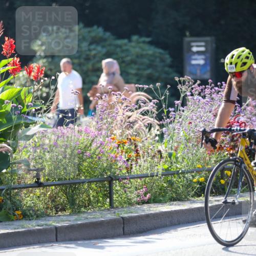 08.09.2024 - Stadtparktriathlon Zöllner http://msf.ph/oto/7027211 08.09.2024 10:54:35 Radfahren 399, 417, 435 meine-sportfotos.de