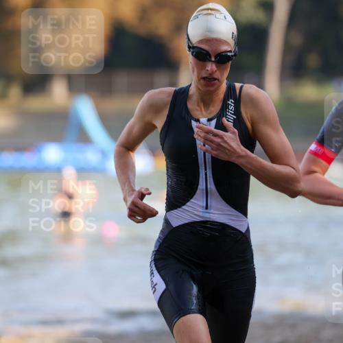 08.09.2024 - Stadtparktriathlon Michael Strokosch http://msf.ph/oto/7027218 08.09.2024 10:12:33 Schwimmen 292, 306, 357, 361 meine-sportfotos.de