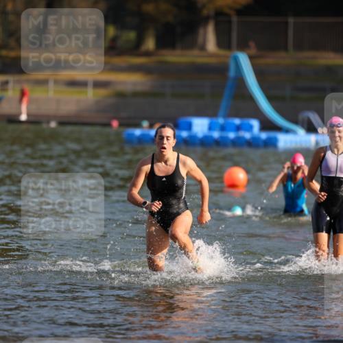 08.09.2024 - Stadtparktriathlon Michael Strokosch http://msf.ph/oto/7027233 08.09.2024 10:12:40 Schwimmen 290, 292, 361 meine-sportfotos.de