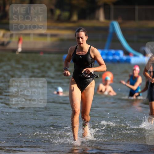 08.09.2024 - Stadtparktriathlon Michael Strokosch http://msf.ph/oto/7027262 08.09.2024 10:12:42 Schwimmen 290, 292, 352, 361 meine-sportfotos.de