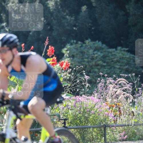 08.09.2024 - Stadtparktriathlon Zöllner http://msf.ph/oto/7027270 08.09.2024 10:54:53 Radfahren 43, 352, 385, 393, 406, 549, 551 meine-sportfotos.de