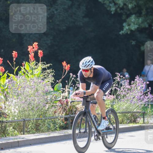 08.09.2024 - Stadtparktriathlon Zöllner http://msf.ph/oto/7027286 08.09.2024 10:54:56 Radfahren 406, 549 meine-sportfotos.de