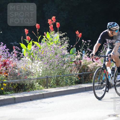 08.09.2024 - Stadtparktriathlon Zöllner http://msf.ph/oto/7027327 08.09.2024 10:55:10 Radfahren 376, 386, 416, 425, 432, 445, 458, 552 meine-sportfotos.de