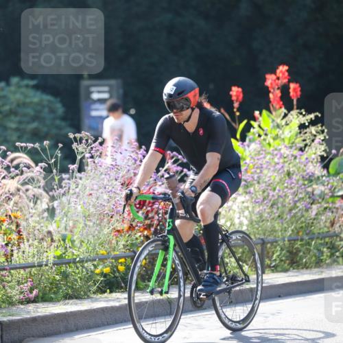 08.09.2024 - Stadtparktriathlon Zöllner http://msf.ph/oto/7027337 08.09.2024 10:55:13 Radfahren 343, 346, 373, 376, 386, 416, 432, 445, 458, 526, 552 meine-sportfotos.de