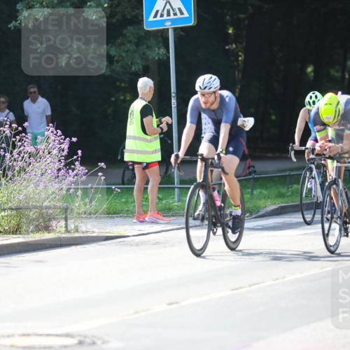 08.09.2024 - Stadtparktriathlon Zöllner http://msf.ph/oto/7027372 08.09.2024 10:55:20 Radfahren 281, 296, 307, 320, 343, 346, 373, 445, 456, 458, 526, 536, 552 meine-sportfotos.de