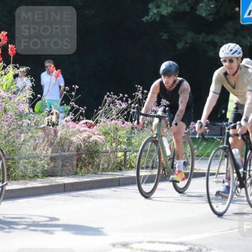 08.09.2024 - Stadtparktriathlon Zöllner http://msf.ph/oto/7027409 08.09.2024 10:55:25 Radfahren 266, 281, 296, 298, 307, 320, 343, 346, 373, 439, 456, 526, 536 meine-sportfotos.de