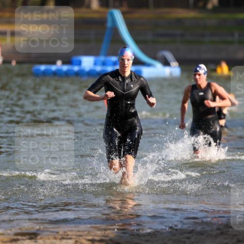 08.09.2024 - Stadtparktriathlon Michael Strokosch http://msf.ph/oto/7027424 08.09.2024 10:13:13 Schwimmen 287, 358 meine-sportfotos.de