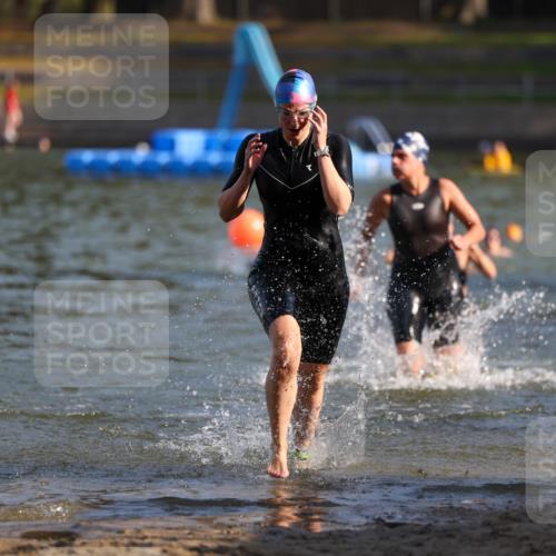 08.09.2024 - Stadtparktriathlon Michael Strokosch http://msf.ph/oto/7027435 08.09.2024 10:13:14 Schwimmen 287, 346, 358 meine-sportfotos.de