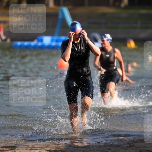 08.09.2024 - Stadtparktriathlon Michael Strokosch http://msf.ph/oto/7027440 08.09.2024 10:13:15 Schwimmen 287, 346, 358 meine-sportfotos.de