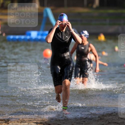08.09.2024 - Stadtparktriathlon Michael Strokosch http://msf.ph/oto/7027443 08.09.2024 10:13:15 Schwimmen 287, 346, 358 meine-sportfotos.de