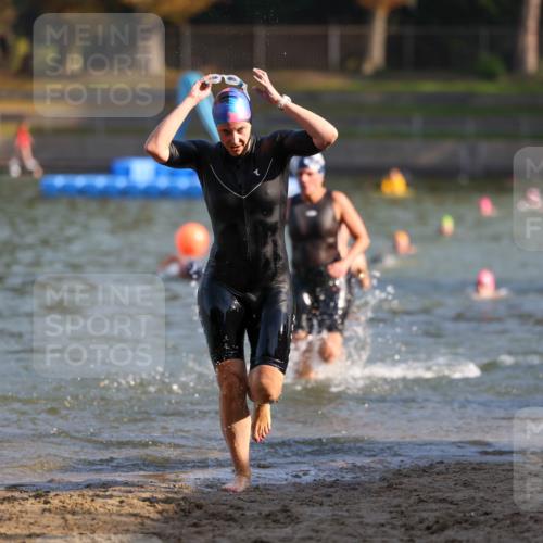 08.09.2024 - Stadtparktriathlon Michael Strokosch http://msf.ph/oto/7027447 08.09.2024 10:13:15 Schwimmen 287, 346, 358 meine-sportfotos.de