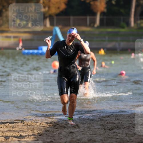 08.09.2024 - Stadtparktriathlon Michael Strokosch http://msf.ph/oto/7027452 08.09.2024 10:13:16 Schwimmen 287, 346, 358 meine-sportfotos.de
