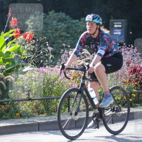 08.09.2024 - Stadtparktriathlon Zöllner http://msf.ph/oto/7027456 08.09.2024 10:55:40 Radfahren 268, 407, 451, 543 meine-sportfotos.de