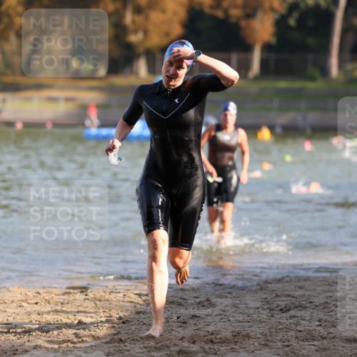 08.09.2024 - Stadtparktriathlon Michael Strokosch http://msf.ph/oto/7027459 08.09.2024 10:13:16 Schwimmen 287, 346, 358 meine-sportfotos.de