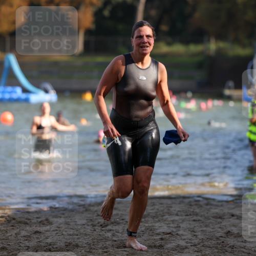 08.09.2024 - Stadtparktriathlon Michael Strokosch http://msf.ph/oto/7027493 08.09.2024 10:13:20 Schwimmen 275, 287, 346 meine-sportfotos.de