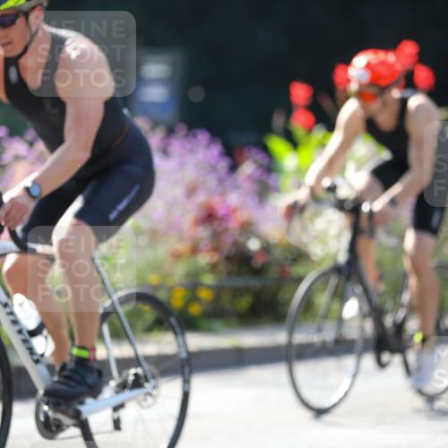 08.09.2024 - Stadtparktriathlon Zöllner http://msf.ph/oto/7027524 08.09.2024 10:56:05 Radfahren 395, 411, 442, 444, 537, 821 meine-sportfotos.de