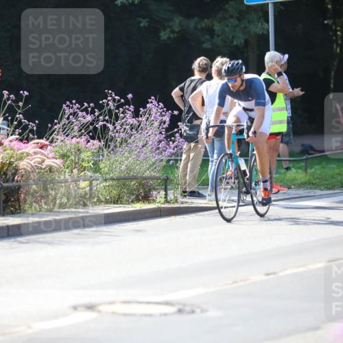 08.09.2024 - Stadtparktriathlon Zöllner http://msf.ph/oto/7027548 08.09.2024 10:56:14 Radfahren 395, 398, 424, 427, 442, 444, 465 meine-sportfotos.de