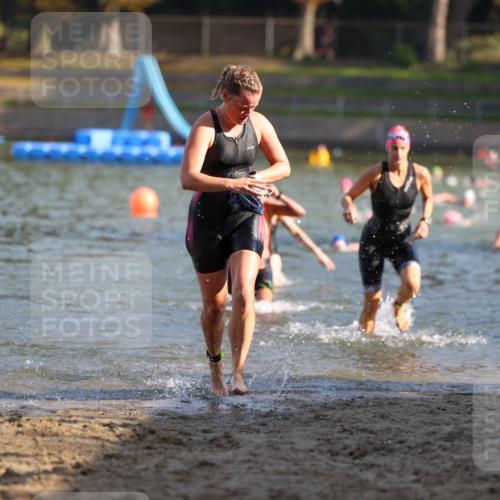 08.09.2024 - Stadtparktriathlon Michael Strokosch http://msf.ph/oto/7027554 08.09.2024 10:13:31 Schwimmen 264, 275, 310, 322 meine-sportfotos.de
