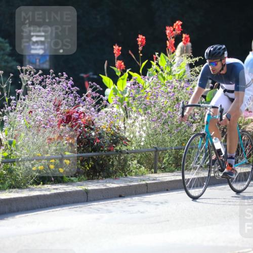 08.09.2024 - Stadtparktriathlon Zöllner http://msf.ph/oto/7027555 08.09.2024 10:56:15 Radfahren 395, 398, 424, 427, 444, 465 meine-sportfotos.de