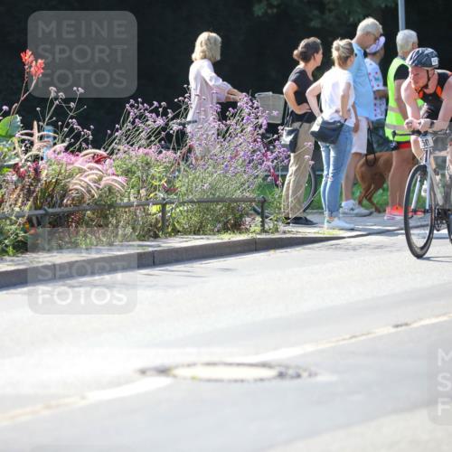 08.09.2024 - Stadtparktriathlon Zöllner http://msf.ph/oto/7027578 08.09.2024 10:56:19 Radfahren 398, 424, 427, 465 meine-sportfotos.de