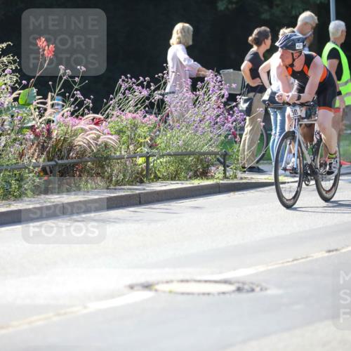 08.09.2024 - Stadtparktriathlon Zöllner http://msf.ph/oto/7027581 08.09.2024 10:56:20 Radfahren 398, 424, 427, 465 meine-sportfotos.de