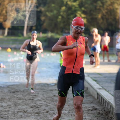 08.09.2024 - Stadtparktriathlon Michael Strokosch http://msf.ph/oto/7027628 08.09.2024 10:13:39 Schwimmen 264, 305, 310, 318, 322, 363 meine-sportfotos.de