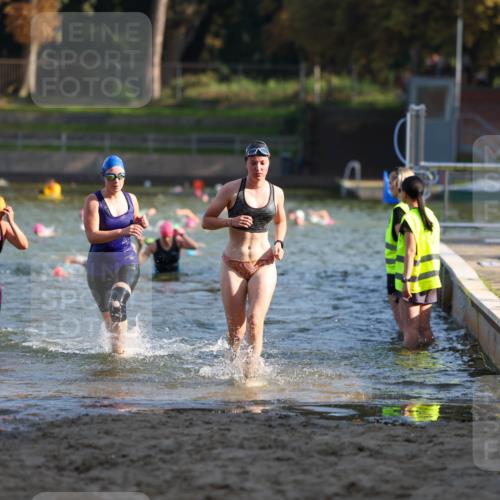 08.09.2024 - Stadtparktriathlon Michael Strokosch http://msf.ph/oto/7027662 08.09.2024 10:13:44 Schwimmen 305, 318, 363 meine-sportfotos.de