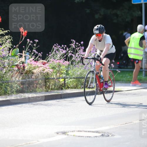 08.09.2024 - Stadtparktriathlon Zöllner http://msf.ph/oto/7027663 08.09.2024 10:56:46 Radfahren 345, 433, 516, 535, 538, 550, 557 meine-sportfotos.de